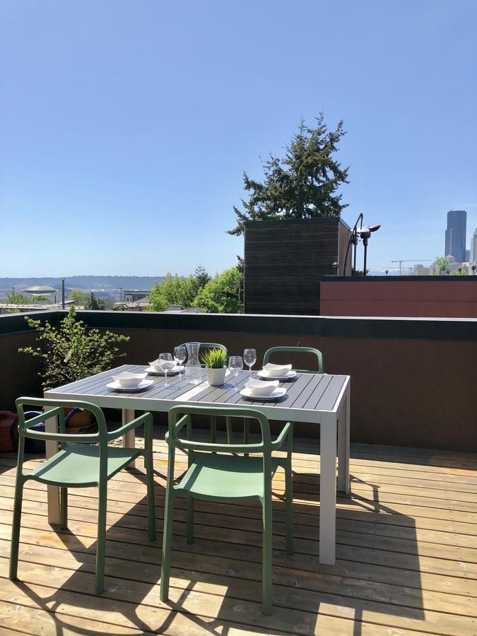 Central Modern Home With Rooftop Сиэтл Экстерьер фото